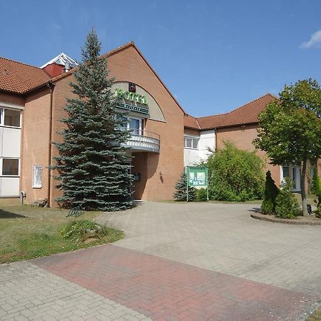 Greenline Hotel Hellfeld Нойбранденбург Екстериор снимка