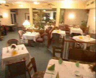 Greenline Hotel Hellfeld Нойбранденбург Екстериор снимка