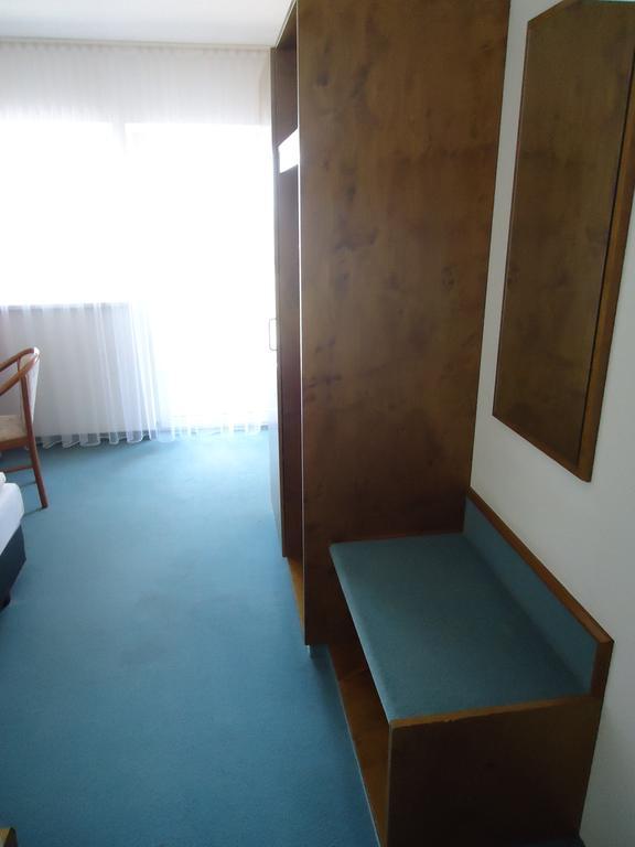 Greenline Hotel Hellfeld Нойбранденбург Стая снимка
